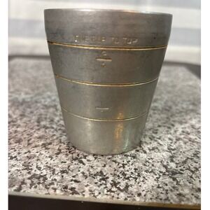 Vintage Mirro Aluminum Measuring Cup 1 Cup Capacity USA 2623M Retro Kitchen